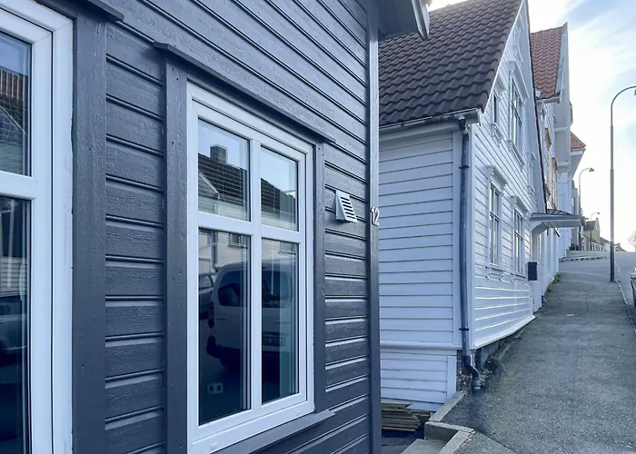 Cozy Corner 1 By Stavanger