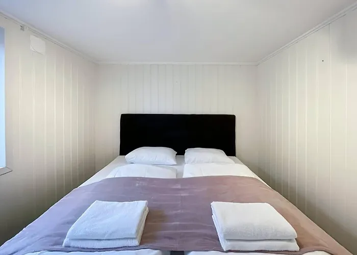 Cozy Corner 1 By Stavanger